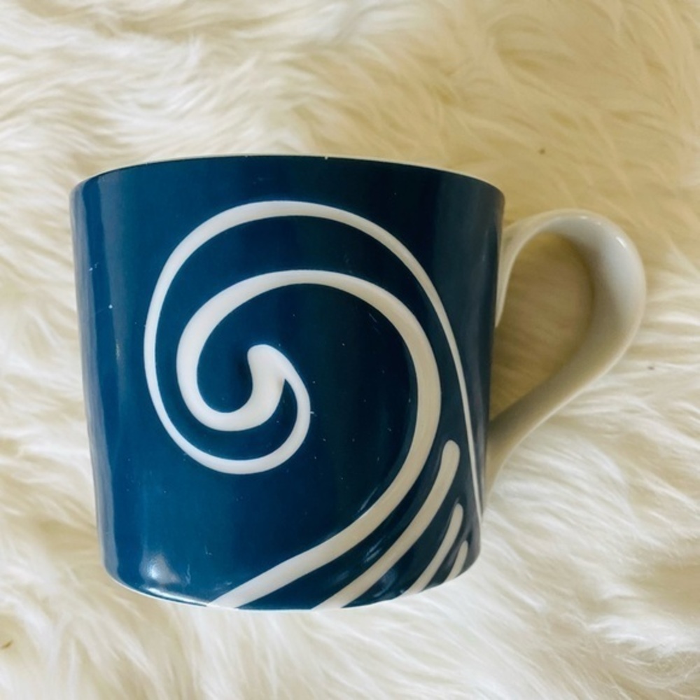 Starbucks 2008 Classic Blue Wave Mug 13 oz Ceramic Coffee Tea Cup Mug